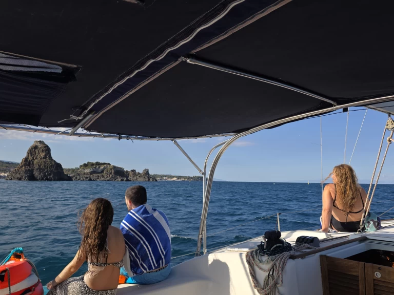 Yacht charter Catania cheap Cyclades 43.4