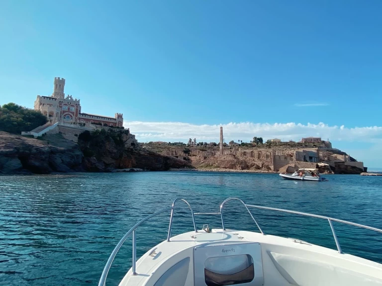 Psmar Acquasanta 1/a in Marzamemi on SamBoat