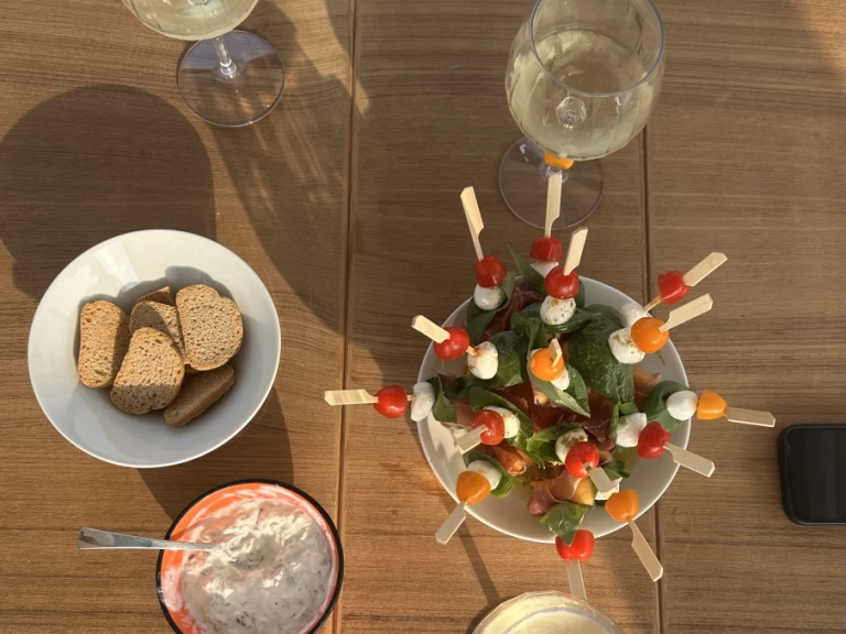 Rent a Saxdor Saxdor 400 GTO Saint-Florent