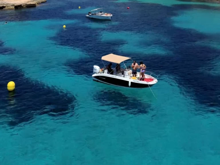 Motorboat rental with or without captain Idea Marine Palma de Mallorca