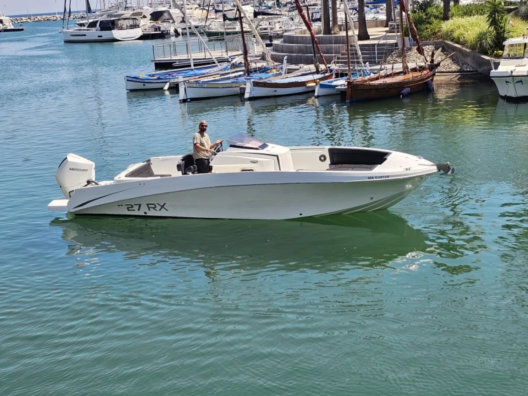Motorboat rental with or without captain Pacific Craft Port Fréjus