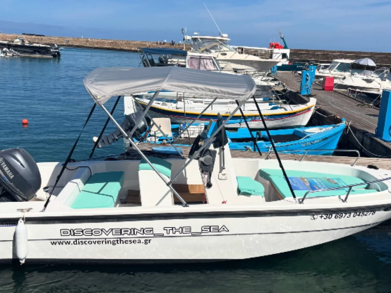 Kreta Mare 550 in Chania on SamBoat