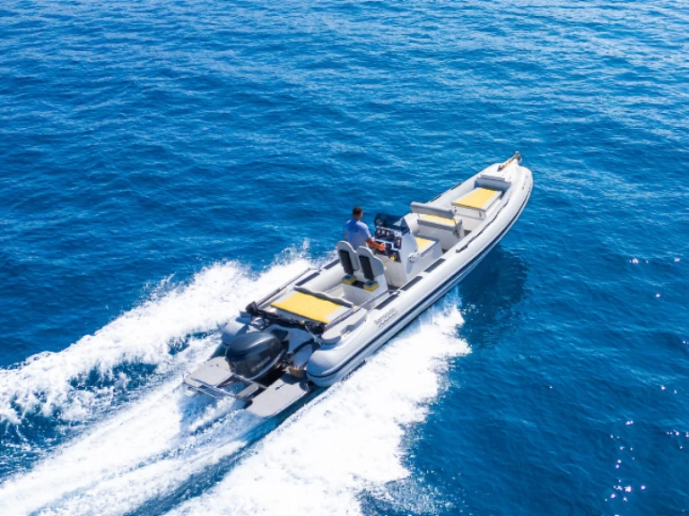 Motorboat rental with or without captain Barracuda Chania