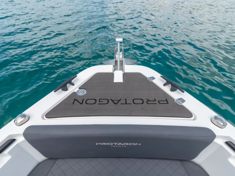 Bareboat Rental Motorboat Protagon with a boat licence