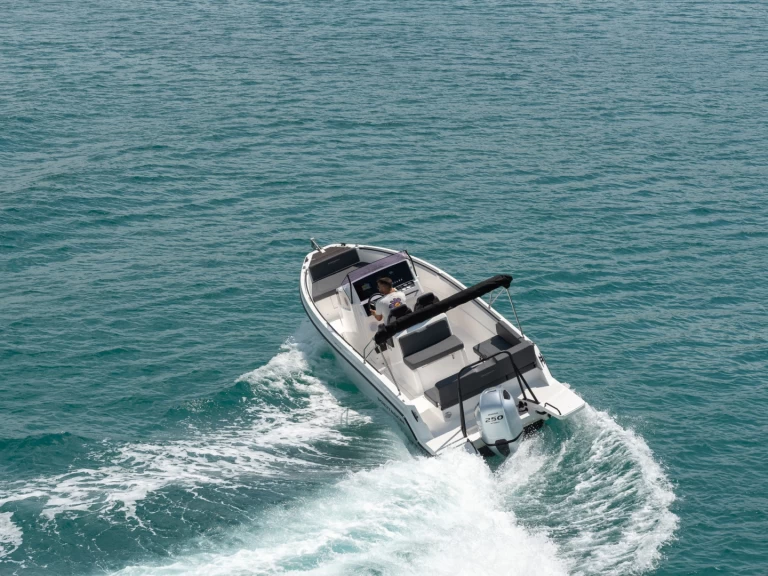 Motorboat for rent Trogir at the best price