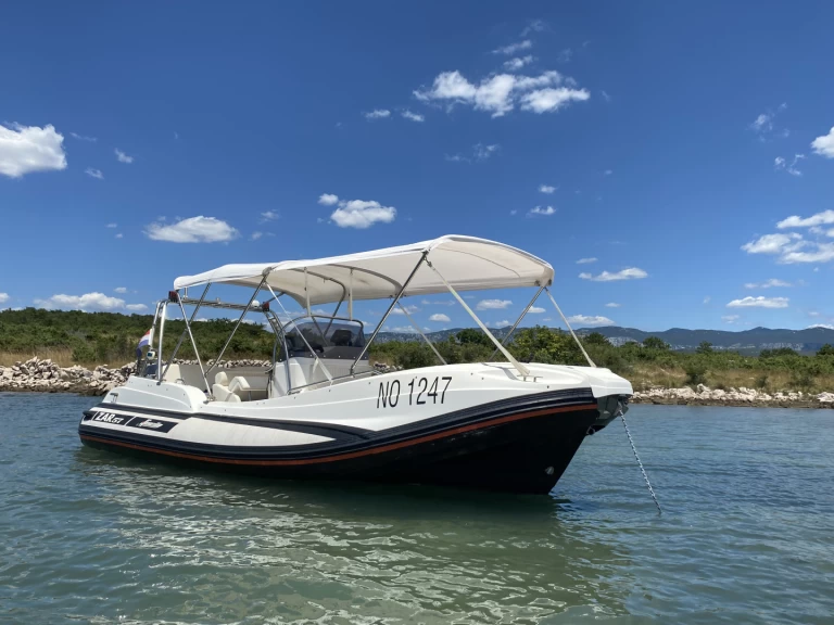 Yacht charter Selce cheap ZAR 57 Welldeck