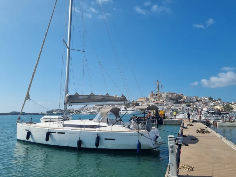 Sailboat rental in Ibiza Town - Jeanneau Sun Odyssey 449