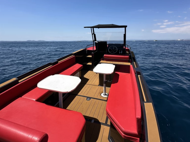 Boat rental BravaBoats BA 75 in Roses on Samboat