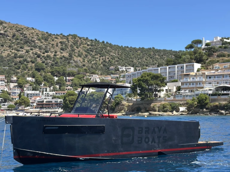 BravaBoats BA 75 in Roses on SamBoat