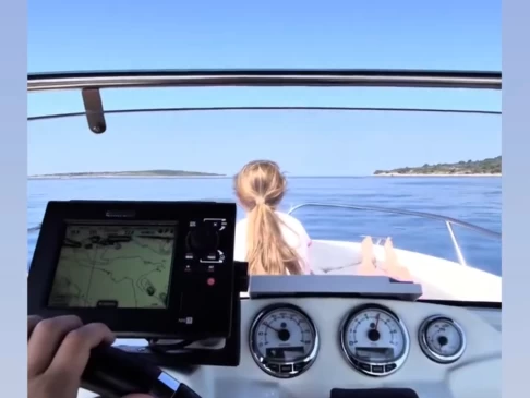 Motorboat rental in Poljica - AM Yacht Prince 570 Open