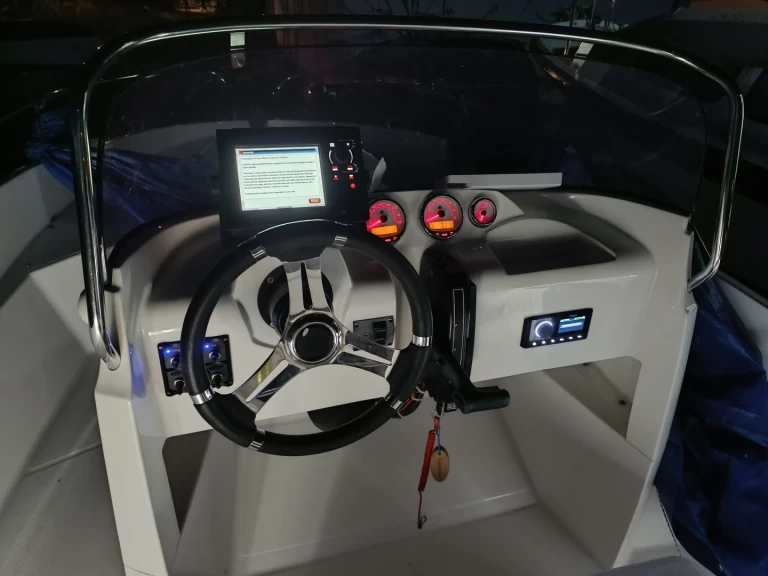 Boat rental AM Yacht Prince 570 Open in Poljica on Samboat