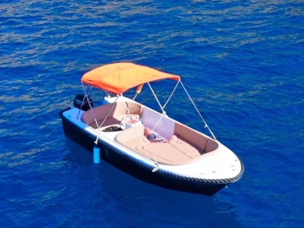 Marion 500 classic in Palma de Mallorca on SamBoat