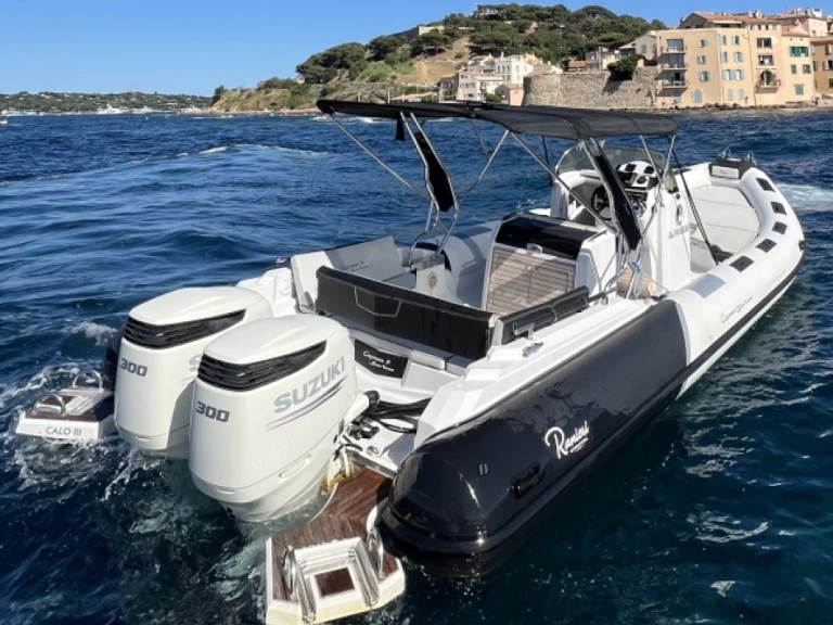 Yacht charter Port Cogolin cheap Cayman 31 Sport Touring