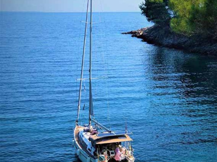Yacht charter Biograd na Moru cheap Cruiser 37