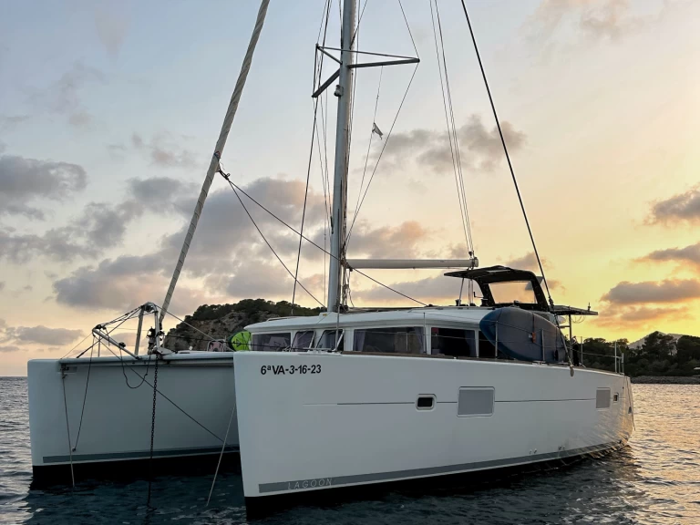 Lagoon Lagoon 450 charter bareboat or captained in  Santa Eulària des Riu