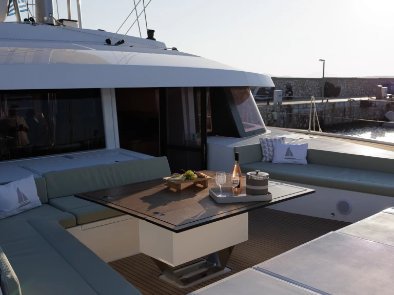 Rent a Bali Catamarans Bali 5.8 Alimos