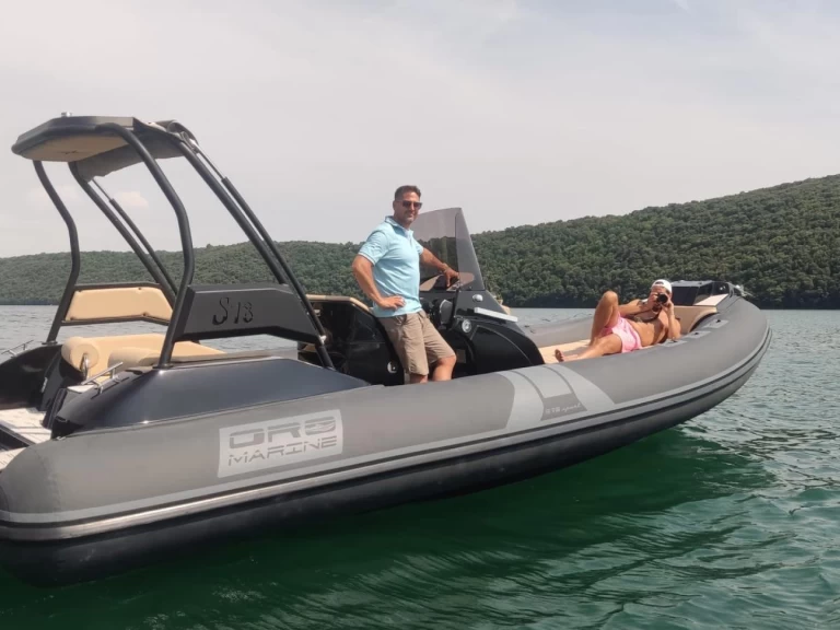 Bareboat Rental RIB Oromarine with a boat licence
