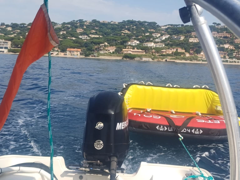 Boston Whaler Boston Whaler 170 super sport in Sainte-Maxime on SamBoat