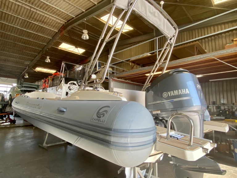 Yacht charter Saint-Cyprien cheap Tempest 700