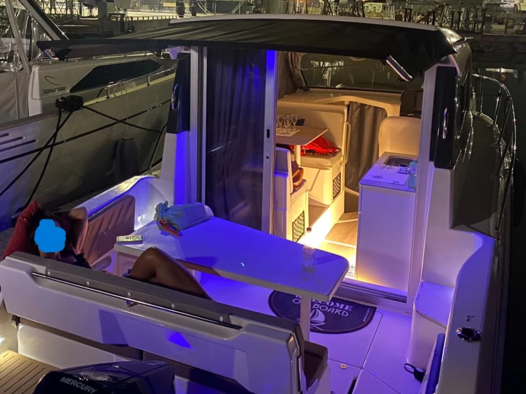 Motorboat rental in Lignano Sabbiadoro - Quicksilver Quicksilver 755 Week-End