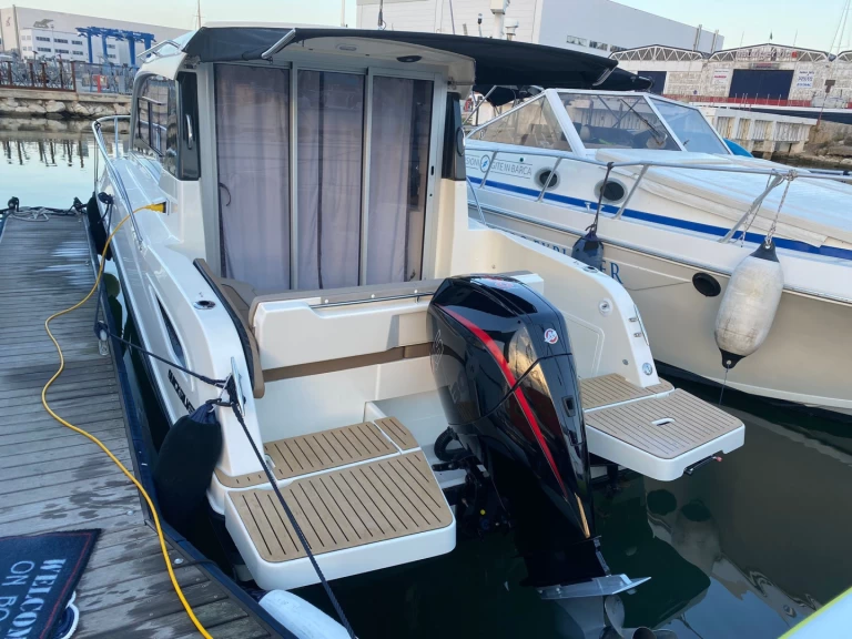 Rent a Quicksilver Quicksilver 755 Week-End Lignano Sabbiadoro