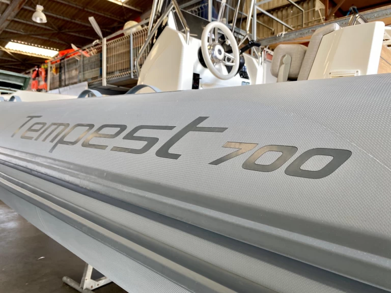 Boat rental Capelli Tempest 700 in Saint-Cyprien on Samboat