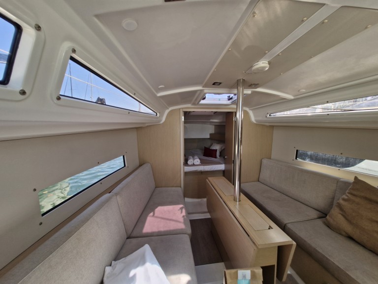 Bénéteau Oceanis 30.1 charter bareboat or captained in  Barcelona