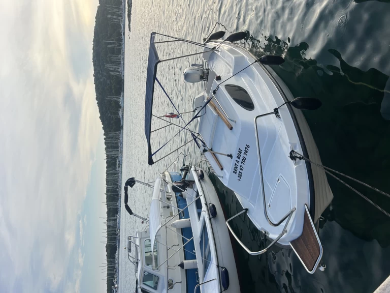 Motorboat for rent Rogoznica at the best price