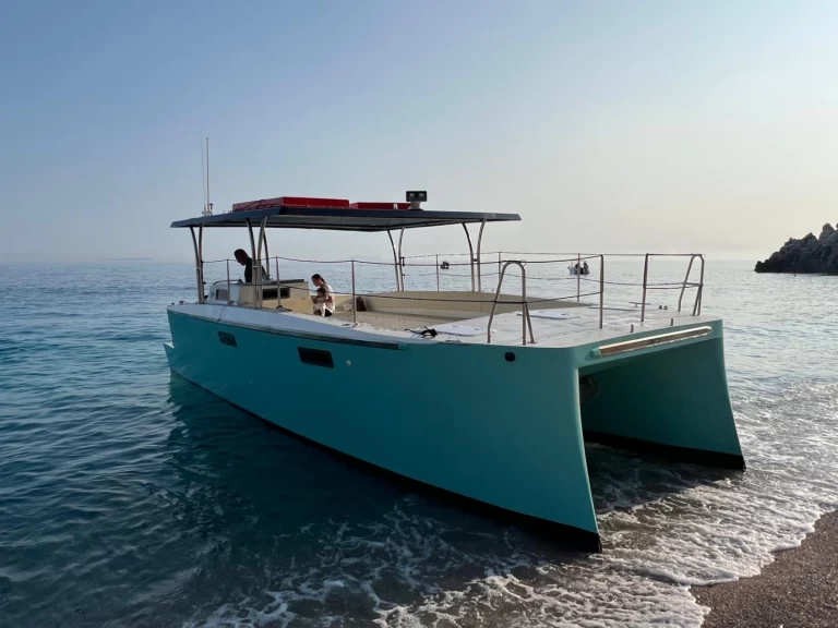 Catamaran for rent Himarë at the best price