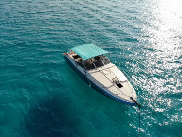 Motorboat rental with or without captain Glastron Mahón