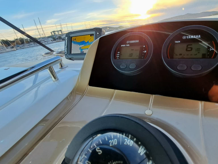Sessa Marine Sessa Marine Key Largo 20 in Trogir on SamBoat