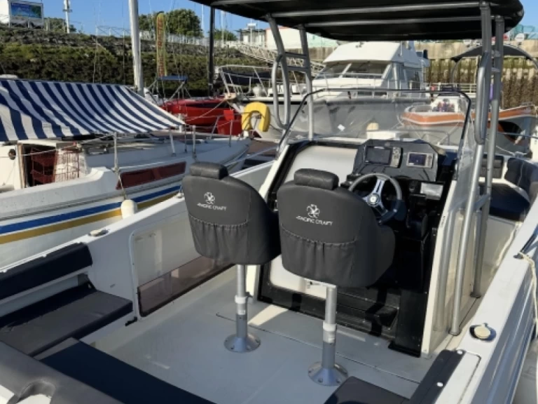 Motorboat rental in La Rochelle - Pacific Craft Pacific Craft 750 Open