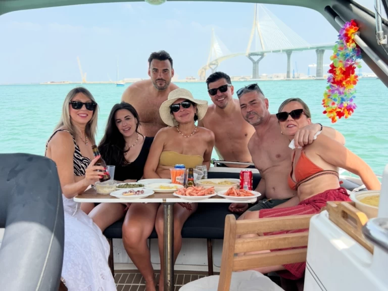 Motorboat rental with or without captain Larson Puerto Sherry
