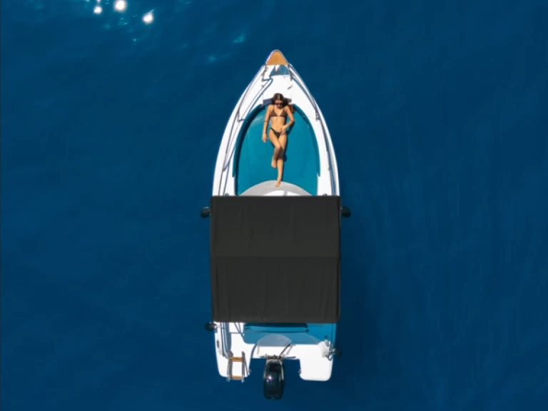blumax 19 pro Blumax 19 Pro in Taormina on SamBoat
