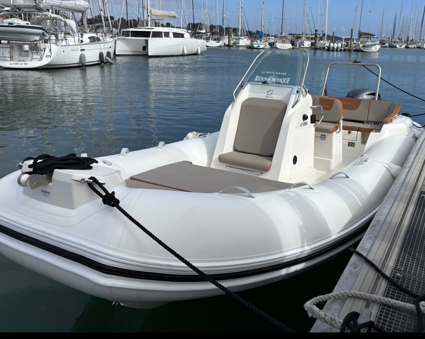 Mer Sumon Rib Line R Rent a RIB Zodiac Medline 6.8 in La Trinité-sur-Mer | SamBoat