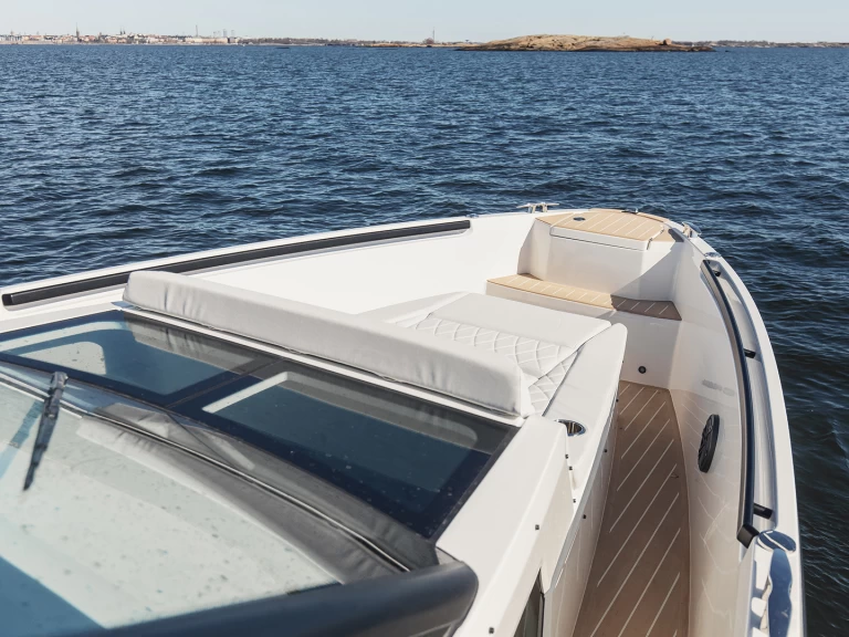 Yacht charter Split cheap Saxdor 320 GTO