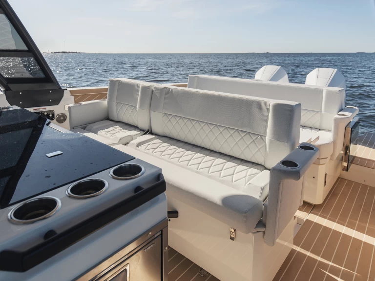 Motorboat rental in Split - Saxdor Saxdor 320 GTO