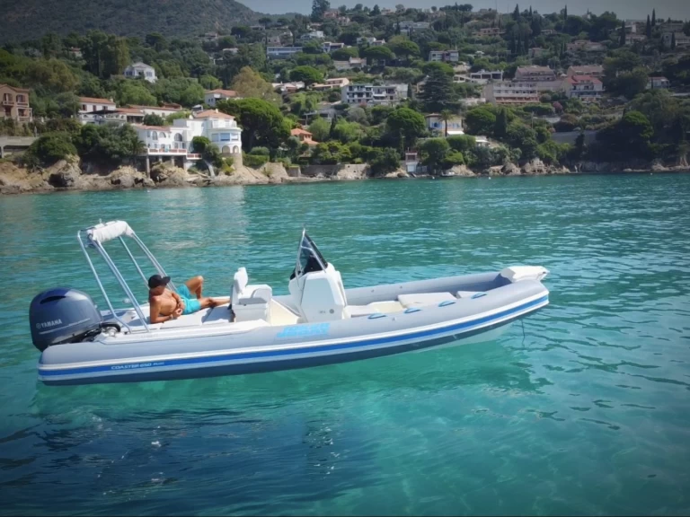 RIB for rent Le Lavandou at the best price