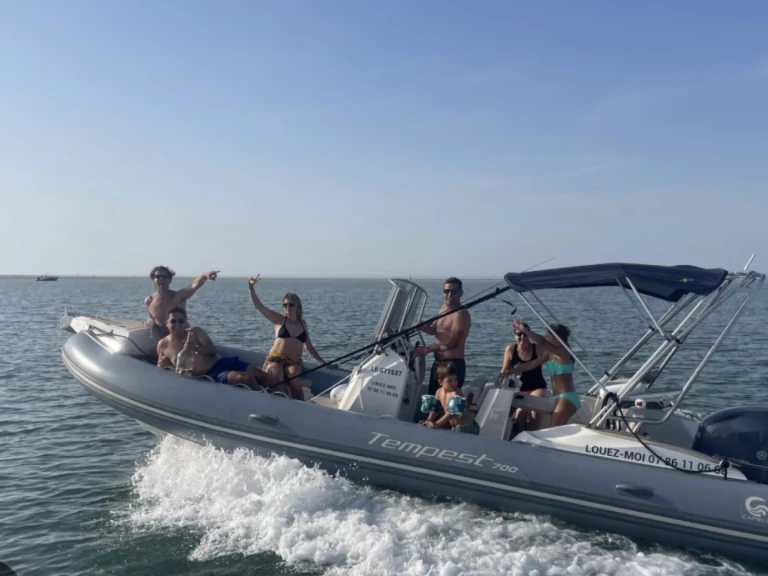 Boat rental Capelli Tempest 626 in Arcachon on Samboat