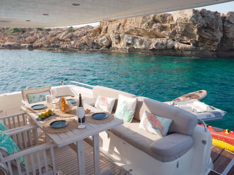 Luxury Yacht rental in Rhodes (City) - Princess, UK ESPERANZA