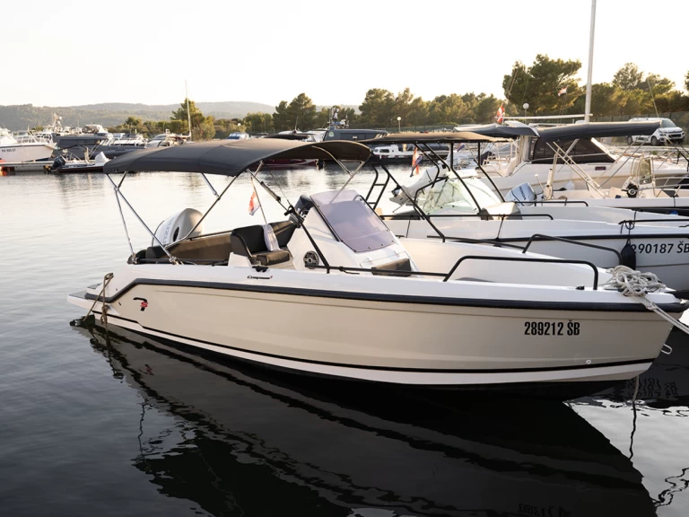 Motorboat rental in Šibenik - Compass Boats Compass 7s