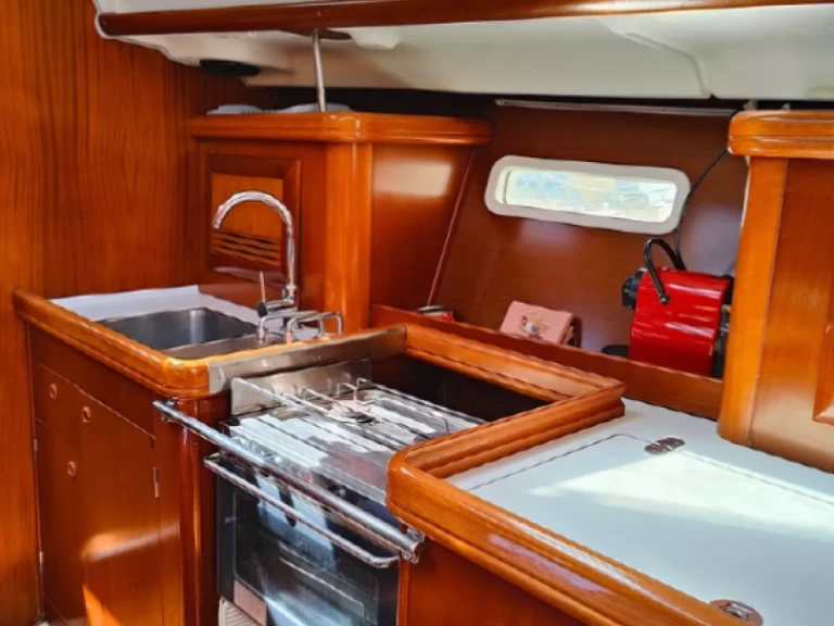 Bénéteau Oceanis 393 Clipper charter bareboat or captained in  Kallithea