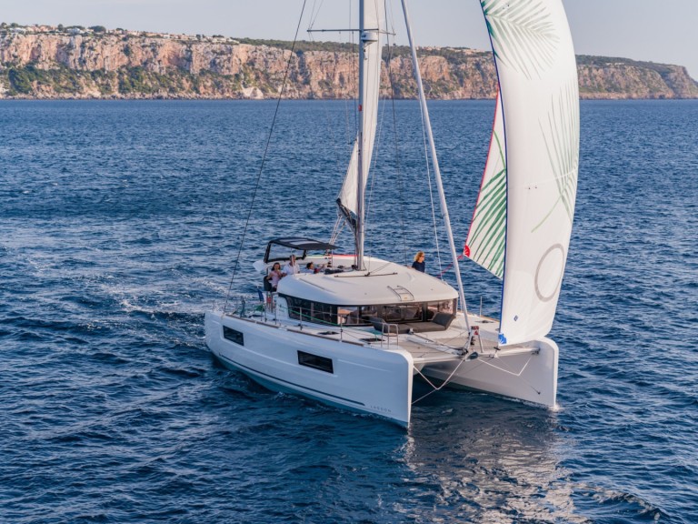 Bareboat Rental Catamaran Lagoon with a boat licence
