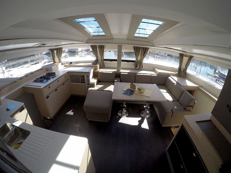 Rent a Fountaine Pajot Elba 45 Šibenik