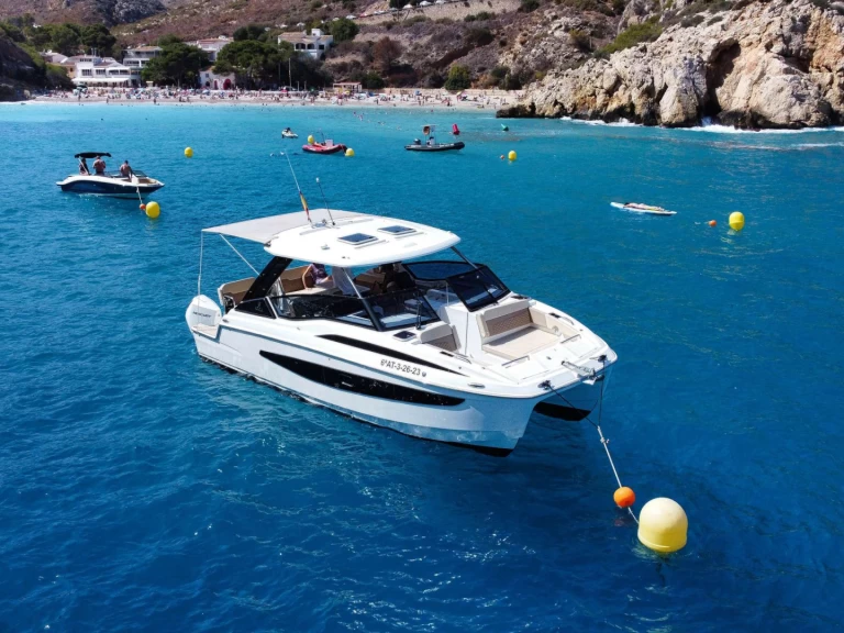 Bareboat Rental Luxury Yacht Aquila with a boat licence