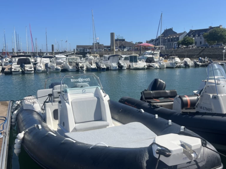 Zodiac Medline 7.5 charter bareboat or captained in  La Trinité-sur-Mer