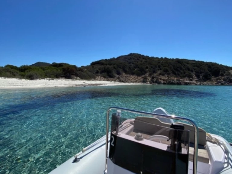 Bareboat Rental RIB Italboats with a boat licence