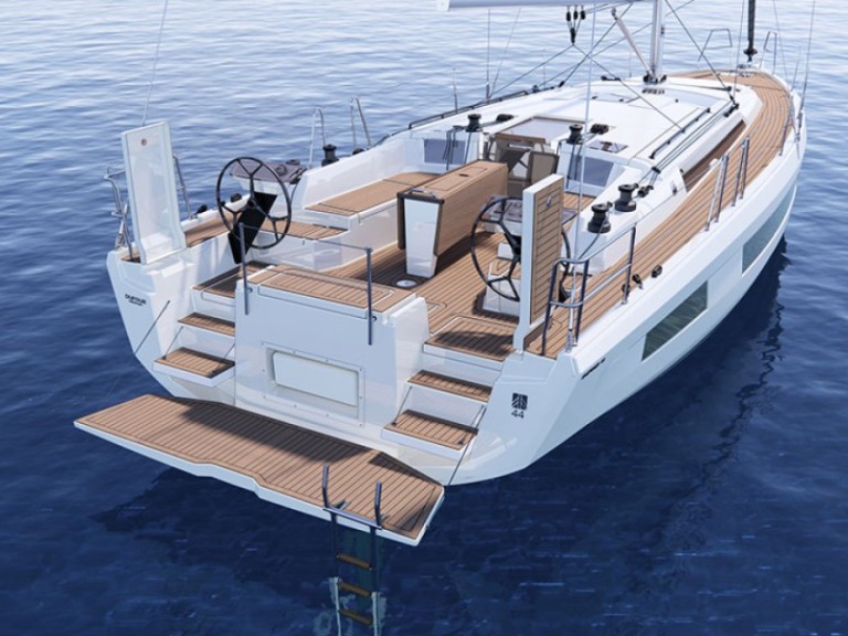 Rent a 3 DUFOUR 44 Saint-Mandrier-sur-Mer