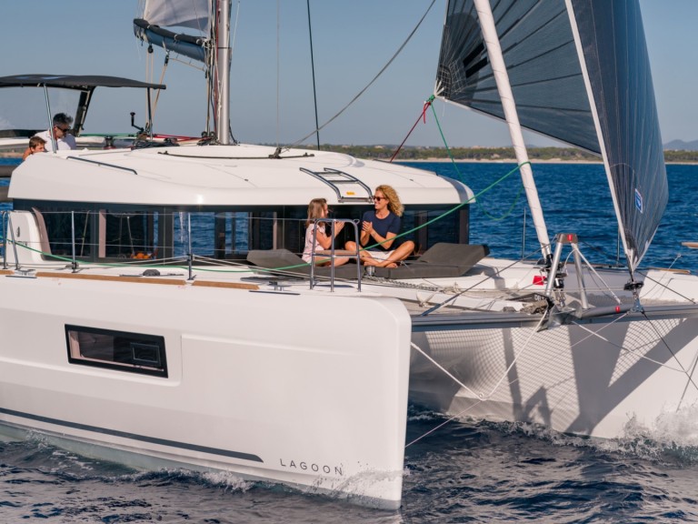 Lagoon Lagoon 40 charter bareboat or captained in  Alimos