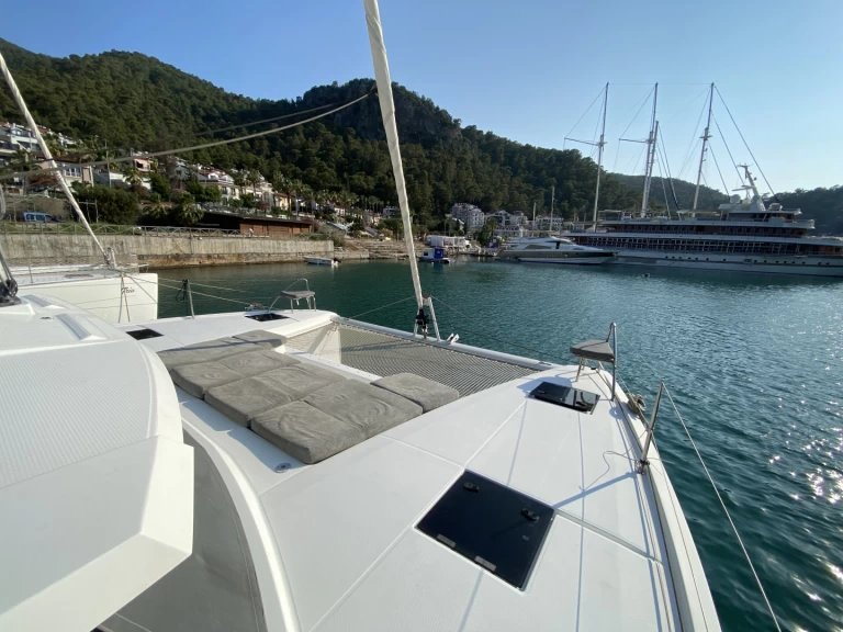 Catamaran rental in Fethiye - Fountaine Pajot Astrea 42